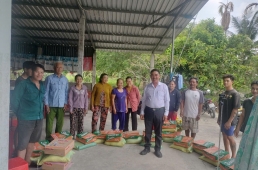 Thắm Thiết Tình Cảm – Chương Trình Phát Quà Ý Nghĩa Cho Hộ Dân Khó Khăn Tại Sóc Trăng